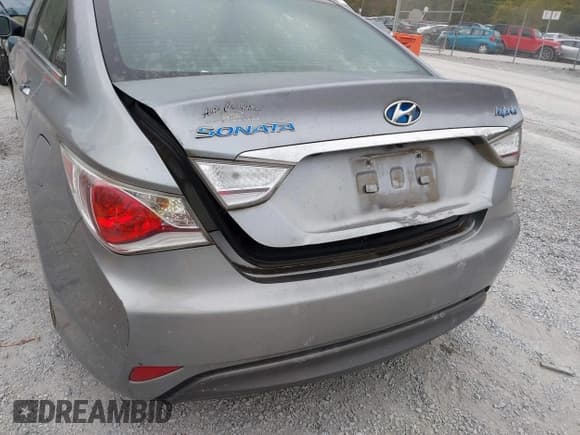 ✅ 2015 Hyundai Sonata Limited • VIN: KMHEC4A46FA137206 • Лот: 43252455. Опубликован ранее на IAAI с пробегом Не указан. Бесплатный доступ к архиву аукционных продаж из США и подробный отчёт об истории автомобиля на DreamBid. Изображение 12.