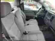 2016 Chevrolet Silverado 1500 Work Truck z VIN 1GCNKNEH7GZ428634, wystawiony jako Copart lot #54613635 z przebiegiem 83 437 mil mil oraz Szkoda całkowita • Salvage title. Historia ofert i sprzedaży dostępna na DreamBid. Obrazek 10.