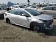 2022 Toyota Prius LE с VIN JTDKAMFP7N3228892, выставлен на аукционе Copart как лот 69565485 с пробегом 23 576 миль миль и Списание • Salvage title. История ставок и продаж доступна на DreamBid. Изображение 4.