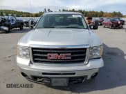 ✅ 2011 GMC Sierra 1500 Work Truck • VIN: 1GTN2TE09BZ388886 • Lot: 85558295. Wystawiony na Copart z przebiegiem 181 860 mil. Bezpłatny archiwum sprzedaży aukcyjnych z USA i szczegółowy raport historii pojazdu na DreamBid. Zdjęcie 5.