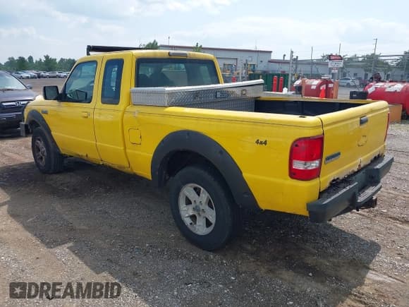 ✅ 2006 Ford Ranger XLT • VIN: 1FTZR45E26PA45613 • Лот: 42898656. Опубликован ранее на IAAI с пробегом 216 529 миль. Бесплатный доступ к архиву аукционных продаж из США и подробный отчёт об истории автомобиля на DreamBid. Изображение 3.
