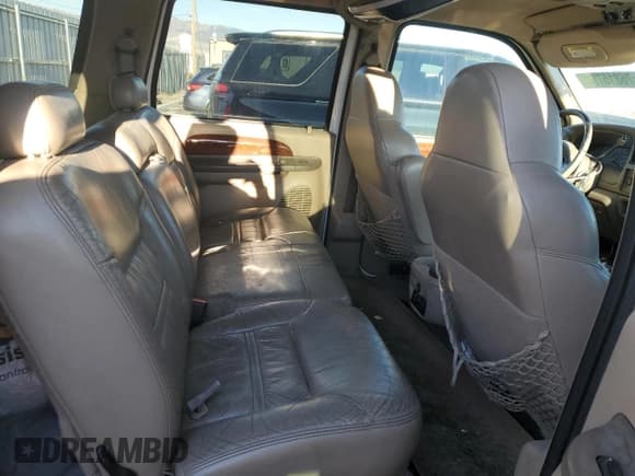 ✅ 2000 Ford Excursion Limited • VIN: 1FMNU42S5YEE00744 • Lot: 87309684. Wystawiony na Copart z przebiegiem 273 986 mil. Bezpłatny archiwum sprzedaży aukcyjnych z USA i szczegółowy raport historii pojazdu na DreamBid. Zdjęcie 10.
