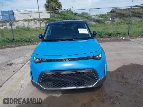 ✅ 2025 Kia Soul LX • VIN: KNDJ23AU4S7252216 • Lot: 42780968. Wystawiony na IAAI z przebiegiem 84 mil. Bezpłatny archiwum sprzedaży aukcyjnych z USA i szczegółowy raport historii pojazdu na DreamBid. Zdjęcie 6.