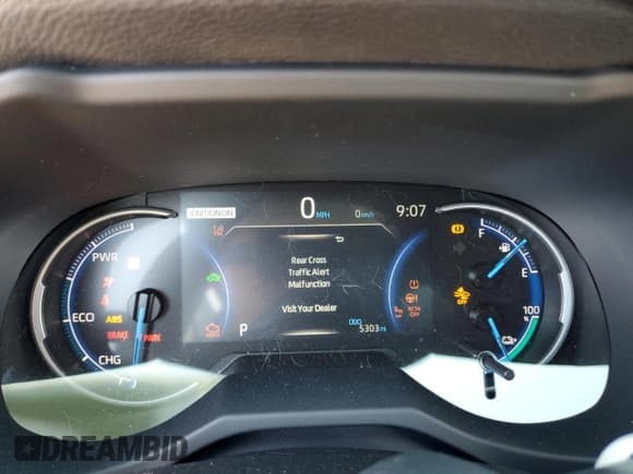 ✅ 2025 Toyota RAV4 SE • VIN: JTMCB3FV9SD235021 • Лот: 70895845. Опубликован ранее на Copart с пробегом 5 303 миль. Бесплатный доступ к архиву аукционных продаж из США и подробный отчёт об истории автомобиля на DreamBid. Изображение 9.