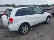 ✅ 2003 Toyota RAV4 • VIN: JTEHH20V030229961 • Lot: 43285465. Listed on IAAI with 262,340 mi. Free auction sales archive from the USA and detailed vehicle history report at DreamBid. Image 4.