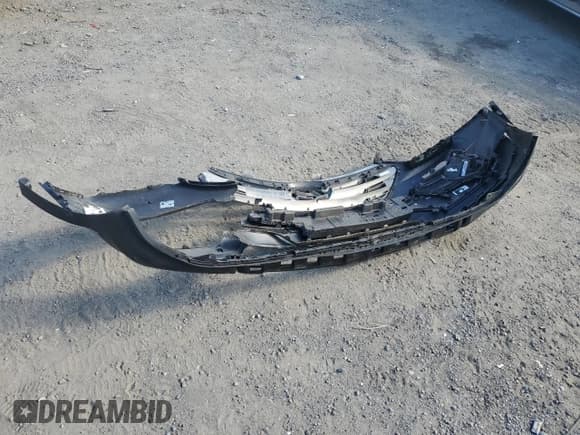 ✅ 2017 Hyundai Santa Fe 2.4L • VIN: 5XYZUDLB9HG437047 • Лот: 80647435. Опубликован ранее на Copart с пробегом 89 997 миль. Бесплатный доступ к архиву аукционных продаж из США и подробный отчёт об истории автомобиля на DreamBid. Изображение 13.