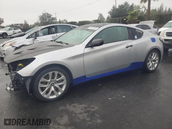 ✅ 2013 Hyundai Genesis Coupe Premium • VIN: KMHHT6KD9DU090143 • Lot: 82425235. Wystawiony na Copart z przebiegiem 185 549 mil. Bezpłatny archiwum sprzedaży aukcyjnych z USA i szczegółowy raport historii pojazdu na DreamBid. Zdjęcie 1.