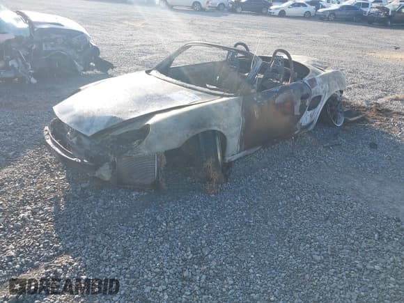 ✅ 1999 Porsche Boxster • VIN: WP0CA2982XU631947 • Lot: 43756871. Listed on IAAI with Not provided. Free auction sales archive from the USA and detailed vehicle history report at DreamBid. Image 2.