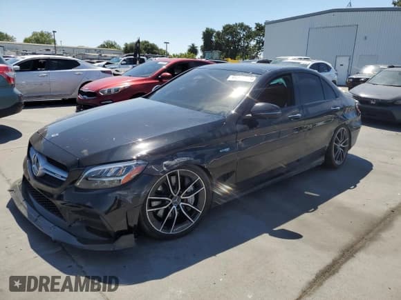 ✅ 2020 Mercedes-Benz C 43 AMG • VIN: WDDWF6EB6LR562786 • Lot: 64337465. Wystawiony na Copart z przebiegiem 82 092 mil. Bezpłatny archiwum sprzedaży aukcyjnych z USA i szczegółowy raport historii pojazdu na DreamBid. Zdjęcie 1.