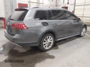 ✅ 2017 Volkswagen Golf S • VIN: 3VWH17AU0HM527200 • Лот: 42808964. Опубликован ранее на IAAI с пробегом 160 638 миль. Бесплатный доступ к архиву аукционных продаж из США и подробный отчёт об истории автомобиля на DreamBid. Изображение 4.