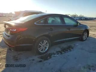 ✅ 2017 Hyundai Sonata SE • VIN: 5NPE24AF1HH459241 • Лот: 72787782. Опубликован ранее на Copart с пробегом 116 739 миль. Бесплатный доступ к архиву аукционных продаж из США и подробный отчёт об истории автомобиля на DreamBid. Изображение 3.