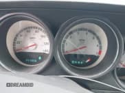 ✅ 2010 Dodge Challenger SE • VIN: 2B3CJ4DV4AH318483 • Lot: 41356521. Wystawiony na IAAI z przebiegiem 111 356 mil. Bezpłatny archiwum sprzedaży aukcyjnych z USA i szczegółowy raport historii pojazdu na DreamBid. Zdjęcie 7.