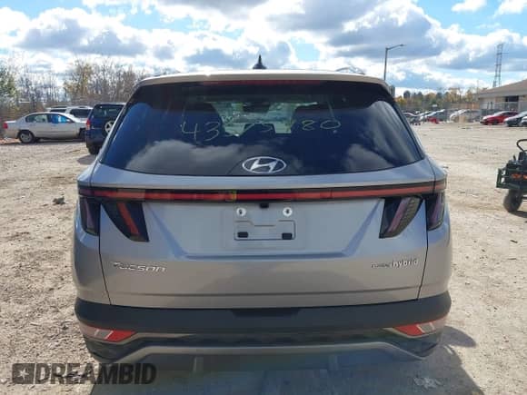 ✅ 2023 Hyundai Tucson Limited • VIN: KM8JECA13PU122896 • Lot: 43575980. Listed on IAAI with 7,768 mi miles. Access the free auction sales archive from the USA and view a detailed vehicle history report at DreamBid. Image 17.