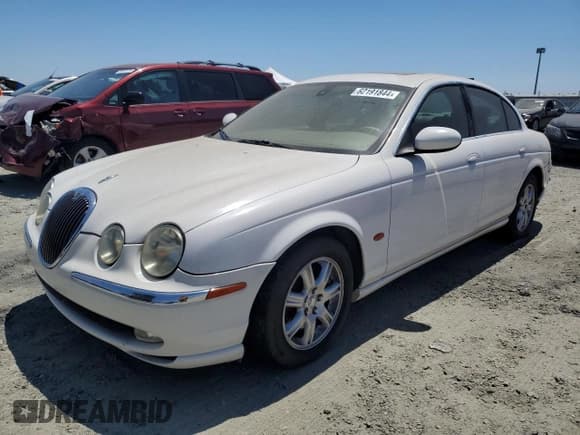 ✅ 2003 Jaguar S-Type • VIN: SAJEA01T53FM75786 • Lot: 62191844. Wystawiony na Copart z przebiegiem 123 525 mil. Bezpłatny archiwum sprzedaży aukcyjnych z USA i szczegółowy raport historii pojazdu na DreamBid. Zdjęcie 1.