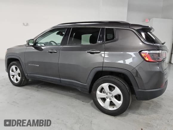 ✅ 2021 Jeep Compass Latitude • VIN: 3C4NJDBB9MT551819 • Lot: 89496475. Listed on Copart with 46,278 mi. Free auction sales archive from the USA and detailed vehicle history report at DreamBid. Image 2.