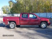✅ 2013 Chevrolet Silverado 1500 LTZ • VIN: 3GCPKTE7XDG153213 • Lot: 43458418. Wystawiony na IAAI z przebiegiem 247 520 mil. Bezpłatny archiwum sprzedaży aukcyjnych z USA i szczegółowy raport historii pojazdu na DreamBid. Zdjęcie 13.