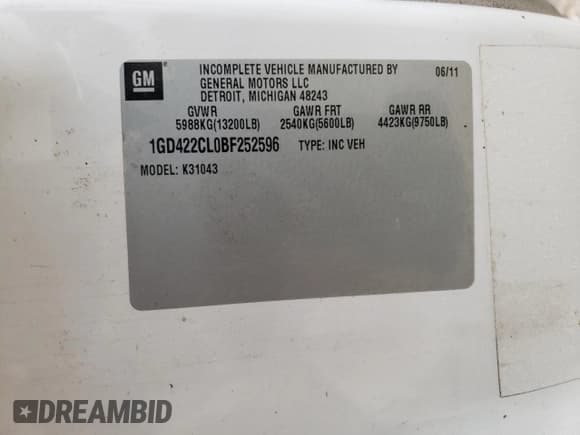 ✅ 2011 GMC Sierra 3500 • VIN: 1GD422CL0BF252596 • Lot: 63761685. Wystawiony na Copart z przebiegiem 252 663 mil. Bezpłatny archiwum sprzedaży aukcyjnych z USA i szczegółowy raport historii pojazdu na DreamBid. Zdjęcie 13.