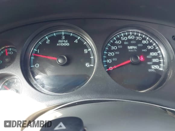 ✅ 2007 Chevrolet Avalanche LS • VIN: 3GNEC12067G108202 • Lot: 43291931. Listed on IAAI with Not provided. Free auction sales archive from the USA and detailed vehicle history report at DreamBid. Image 7.