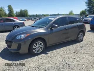 ✅ 2013 Mazda 3 i Touring • VIN: JM1BL1LP3D1722660 • Lot: 57297475. Wystawiony na Copart z przebiegiem 147 254 mil. Bezpłatny archiwum sprzedaży aukcyjnych z USA i szczegółowy raport historii pojazdu na DreamBid. Zdjęcie 1.