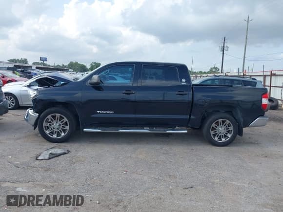 ✅ 2016 Toyota Tundra SR5 • VIN: 5TFEM5F1XGX096468 • Lot: 42098150. Listed on IAAI with 137,284 mi. Free auction sales archive from the USA and detailed vehicle history report at DreamBid. Image 15.