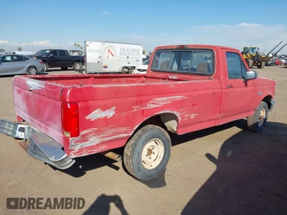 ✅ 1994 Ford F-150 • VIN: 2FTEF14Y9RCA68474 • Лот: 43843721. Опубликован ранее на IAAI с пробегом Не указан. Бесплатный доступ к архиву аукционных продаж из США и подробный отчёт об истории автомобиля на DreamBid. Изображение 4.