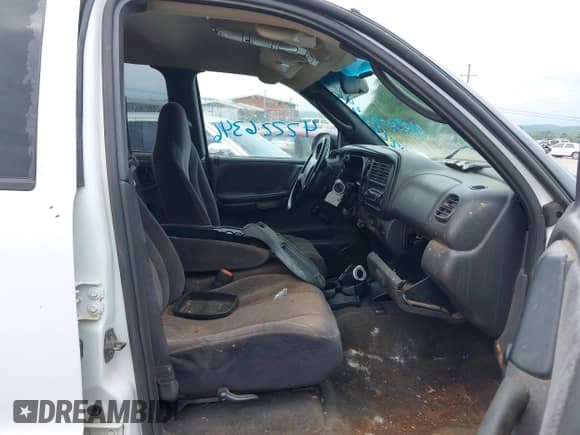 ✅ 2000 Dodge Dakota Sport • VIN: 1B7GL2AN0YS640611 • Лот: 42226346. Размещён на IAAI с пробегом Не указан миль. Получите бесплатный доступ к архиву аукционных продаж из США и посмотрите подробный отчёт об истории автомобиля на DreamBid. Изображение 5.