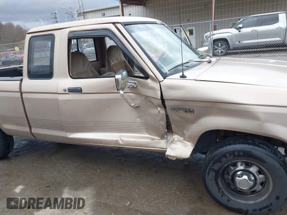 ✅ 1992 Ford Ranger • VIN: 1FTCR14U6NTA79847 • Лот: 41919486. Опубликован ранее на IAAI с пробегом 46 062 миль. Бесплатный доступ к архиву аукционных продаж из США и подробный отчёт об истории автомобиля на DreamBid. Изображение 6.
