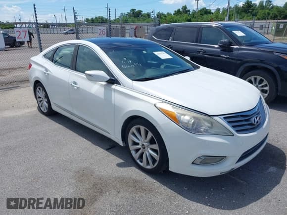 ✅ 2014 Hyundai Azera Limited • VIN: KMHFH4JG9EA353114 • Lot: 42757597. Listed on IAAI with 122,604 mi. Free auction sales archive from the USA and detailed vehicle history report at DreamBid. Image 1.