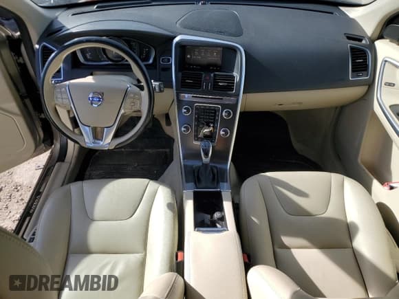 ✅ 2016 Volvo XC60 T5 Platinum • VIN: YV4612RM9G2787728 • Лот: 91417875. Опубликован ранее на Copart с пробегом 104 219 миль. Бесплатный доступ к архиву аукционных продаж из США и подробный отчёт об истории автомобиля на DreamBid. Изображение 8.