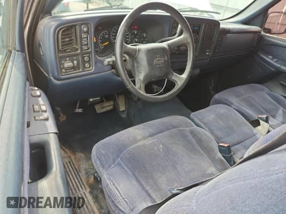 1999 Chevrolet Silverado 1500 LS z VIN 1GCEK14T8XZ194390, wystawiony jako Copart lot #81482005 z przebiegiem 187 383 mil mil oraz Szkoda całkowita • Salvage title. Historia ofert i sprzedaży dostępna na DreamBid. Obrazek 8.