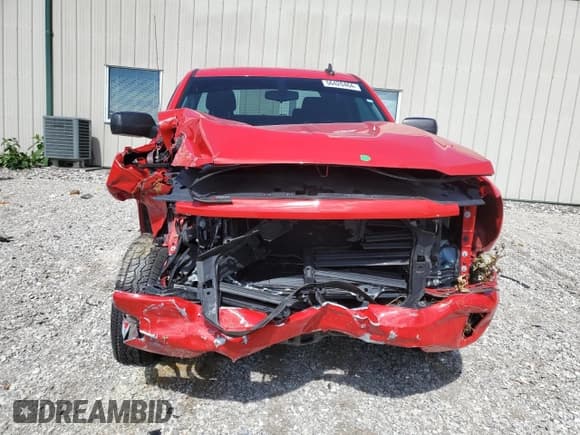 ✅ 2018 Chevrolet Silverado 1500 LT • VIN: 1GCVKRECXJZ304537 • Лот: 56420464. Опубликован ранее на Copart с пробегом 134 485 миль. Бесплатный доступ к архиву аукционных продаж из США и подробный отчёт об истории автомобиля на DreamBid. Изображение 5.