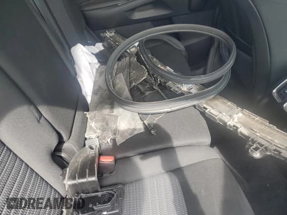 ✅ 2022 Kia Sorento LX • VIN: 5XYRG4LC9NG095160 • Лот: 80732695. Опубликован ранее на Copart с пробегом 42 946 миль. Бесплатный доступ к архиву аукционных продаж из США и подробный отчёт об истории автомобиля на DreamBid. Изображение 13.