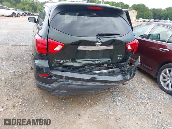 ✅ 2020 Nissan Pathfinder SL • VIN: 5N1DR2CM2LC581193 • Lot: 42893339. Listed on IAAI with 144,306 mi. Free auction sales archive from the USA and detailed vehicle history report at DreamBid. Image 6.