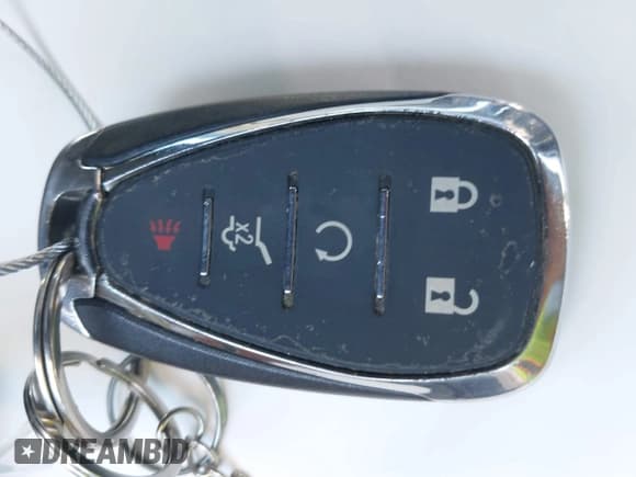 ✅ 2018 Chevrolet Equinox Premier • VIN: 2GNAXVEV6J6312308 • Лот: 43537199. Опубликован ранее на IAAI с пробегом 169 894 миль. Бесплатный доступ к архиву аукционных продаж из США и подробный отчёт об истории автомобиля на DreamBid. Изображение 11.