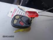 ✅ 2002 GMC Sierra 1500 • VIN: 1GTEC19T42Z311588 • Лот: 42484628. Опубликован ранее на IAAI с пробегом 175 809 миль. Бесплатный доступ к архиву аукционных продаж из США и подробный отчёт об истории автомобиля на DreamBid. Изображение 11.