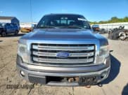 ✅ 2013 Ford F-150 XL • VIN: 1FTFW1ET8DFB63127 • Lot: 82176875. Wystawiony na Copart z przebiegiem 293 837 mil. Bezpłatny archiwum sprzedaży aukcyjnych z USA i szczegółowy raport historii pojazdu na DreamBid. Zdjęcie 5.