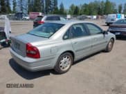 ✅ 2001 Volvo S80 • VIN: YV1TS94DX11153905 • Lot: 42104521. Wystawiony na IAAI z przebiegiem 130 049 mil. Bezpłatny archiwum sprzedaży aukcyjnych z USA i szczegółowy raport historii pojazdu na DreamBid. Zdjęcie 4.