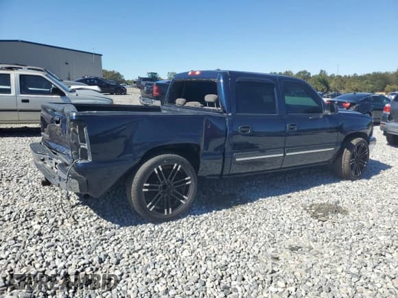 ✅ 2006 Chevrolet Silverado 1500 LT1 • VIN: 2GCEC13T061208997 • Lot: 87064085. Listed on Copart with 235,831 mi. Free auction sales archive from the USA and detailed vehicle history report at DreamBid. Image 3.