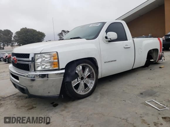 ✅ 2011 Chevrolet Silverado 1500 Work Truck • VIN: 1GCNCPE05BZ164633 • Lot: 66033064. Listed on Copart with 277,797 mi. Free auction sales archive from the USA and detailed vehicle history report at DreamBid. Image 1.