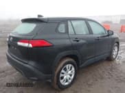 ✅ 2024 Toyota Corolla Cross L • VIN: 7MUAAAAG6RV088975 • Lot: 40961188. Listed on IAAI with 4,204 mi. Free auction sales archive from the USA and detailed vehicle history report at DreamBid. Image 4.