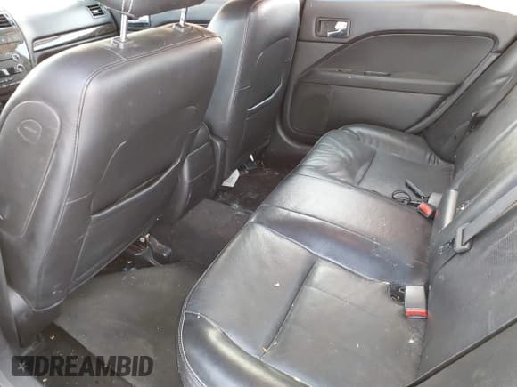 ✅ 2008 Mercury Milan Premier • VIN: 3MEHM02128R609324 • Lot: 41213842. Listed on IAAI with 118,968 mi. Free auction sales archive from the USA and detailed vehicle history report at DreamBid. Image 8.