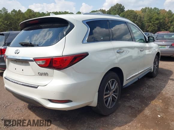 ✅ 2016 Infiniti QX60 • VIN: 5N1AL0MM7GC519446 • Lot: 43275503. Wystawiony na IAAI z przebiegiem 85 076 mil. Bezpłatny archiwum sprzedaży aukcyjnych z USA i szczegółowy raport historii pojazdu na DreamBid. Zdjęcie 4.