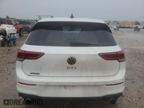 ✅ 2022 Volkswagen Golf GTI S • VIN: WVWH87CD7NW207475 • Lot: 59373415. Wystawiony na Copart z przebiegiem 39 119 mil. Bezpłatny archiwum sprzedaży aukcyjnych z USA i szczegółowy raport historii pojazdu na DreamBid. Zdjęcie 6.