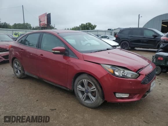 ✅ 2016 Ford Focus SE • VIN: 1FADP3FE9GL391309 • Лот: 70594025. Опубликован ранее на Copart с пробегом 93 923 миль. Бесплатный доступ к архиву аукционных продаж из США и подробный отчёт об истории автомобиля на DreamBid. Изображение 4.