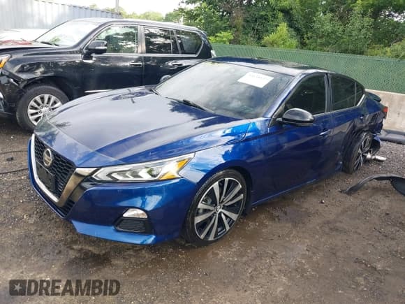 ✅ 2021 Nissan Altima SR • VIN: 1N4AL4CV8MN301124 • Lot: 42639527. Listed on IAAI with 56,222 mi. Free auction sales archive from the USA and detailed vehicle history report at DreamBid. Image 17.