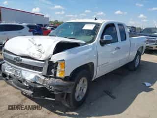 2007 Chevrolet Silverado 1500 2LT with VIN 1GCEK19J97E501094, listed as a IAAI auction lot 43338598 with 238,104 mi miles and . Bid and sale history available at DreamBid. Image 1.