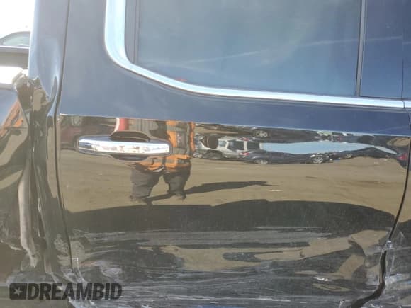 ✅ 2021 Chevrolet Silverado 1500 High Country • VIN: 1GCUYHEL3MZ109341 • Lot: 72983814. Wystawiony na Copart z przebiegiem 58 522 mil. Bezpłatny archiwum sprzedaży aukcyjnych z USA i szczegółowy raport historii pojazdu na DreamBid. Zdjęcie 10.