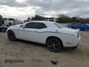 ✅ 2017 Dodge Challenger SXT • VIN: 2C3CDZAG1HH613189 • Lot: 71835732. Wystawiony na Copart z przebiegiem 60 957 mil. Bezpłatny archiwum sprzedaży aukcyjnych z USA i szczegółowy raport historii pojazdu na DreamBid. Zdjęcie 2.