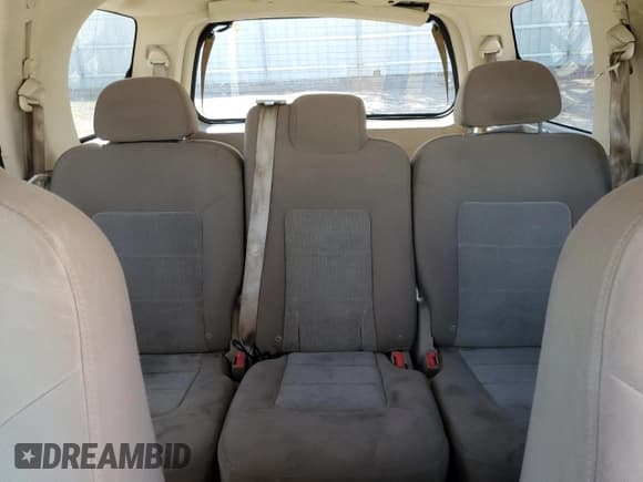 ✅ 2004 Ford Expedition Special Service • VIN: 1FMRU15W94LA01470 • Lot: 84609355. Wystawiony na Copart z przebiegiem 190 178 mil. Bezpłatny archiwum sprzedaży aukcyjnych z USA i szczegółowy raport historii pojazdu na DreamBid. Zdjęcie 10.