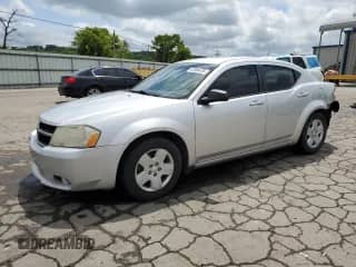 2010 Dodge Avenger SXT z VIN 1B3CC4FD1AN180472, wystawiony jako Copart lot #67366475 z przebiegiem 133 905 mil mil oraz Szkoda całkowita • Salvage title. Historia ofert i sprzedaży dostępna na DreamBid. Obrazek 1.